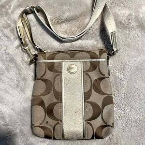 Beige coach purse